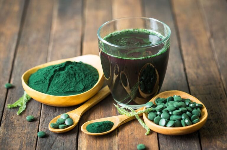What is Spirulina and what benefits you can expect